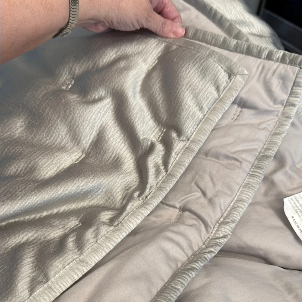 Hotel Collection Gray Comforter